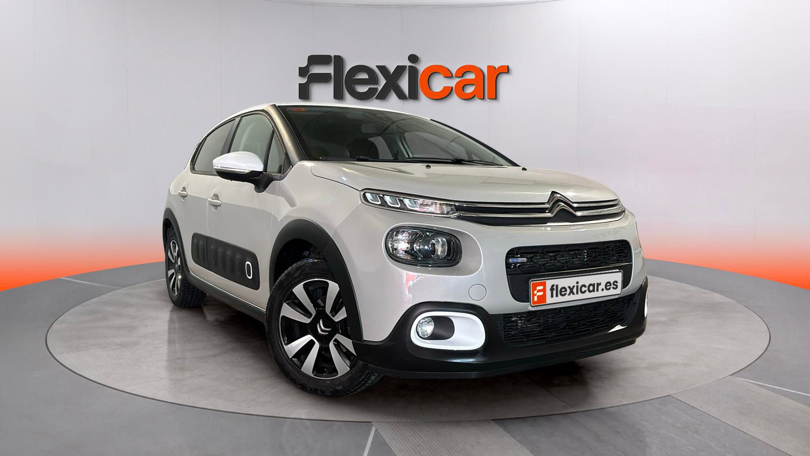 https://cdn-flexicar.caraffinity.it/public_appraisal_images_pro/images/stock/251932/0MoRHJowWc__WhatsApp Image 2026-04-08 at 15.58.37 (4).jpeg?format=jpeg